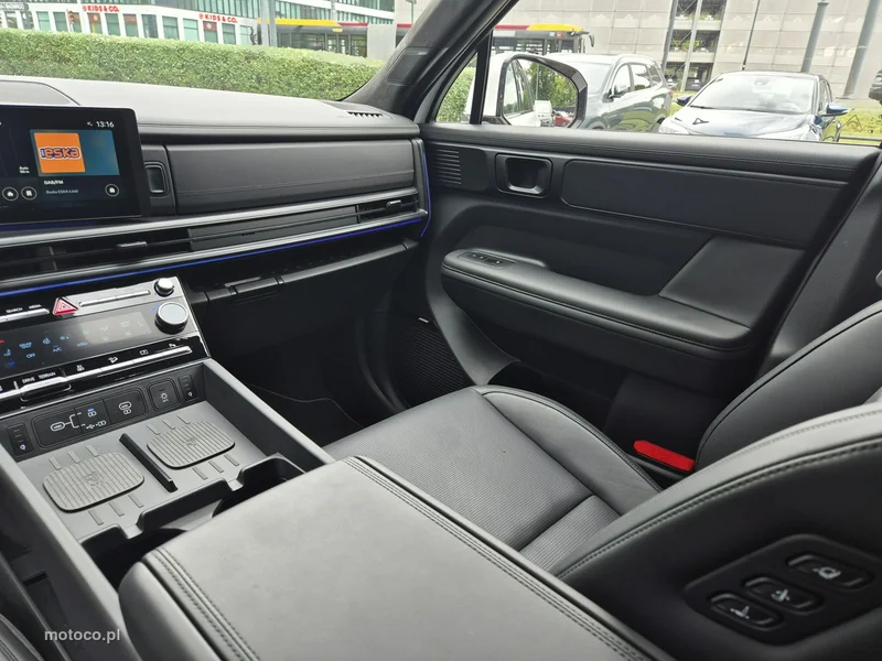 Hyundai SANTA FE 39