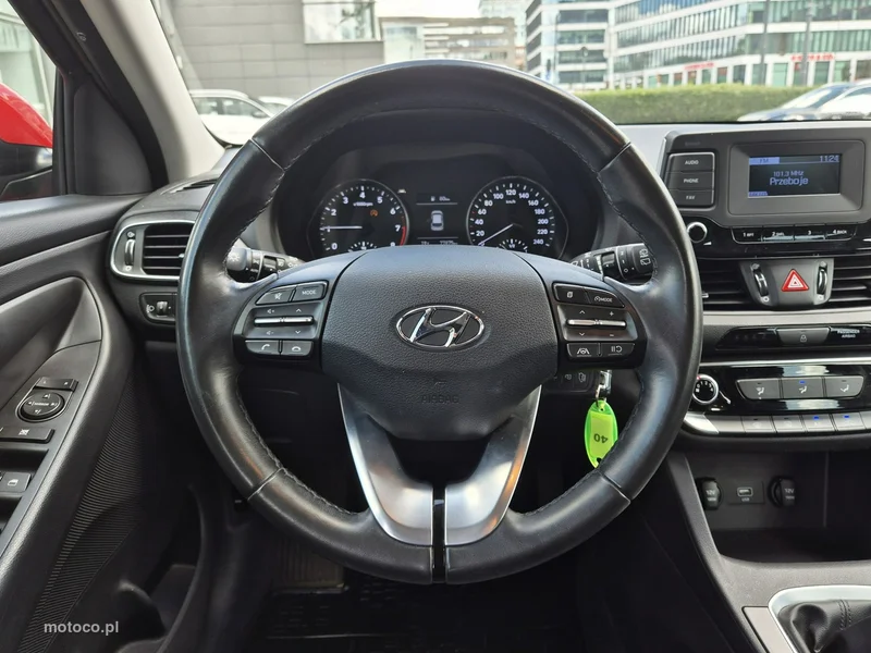 Hyundai i30 16