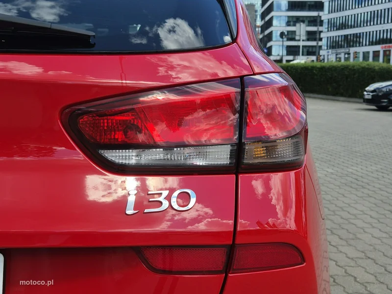 Hyundai i30 20