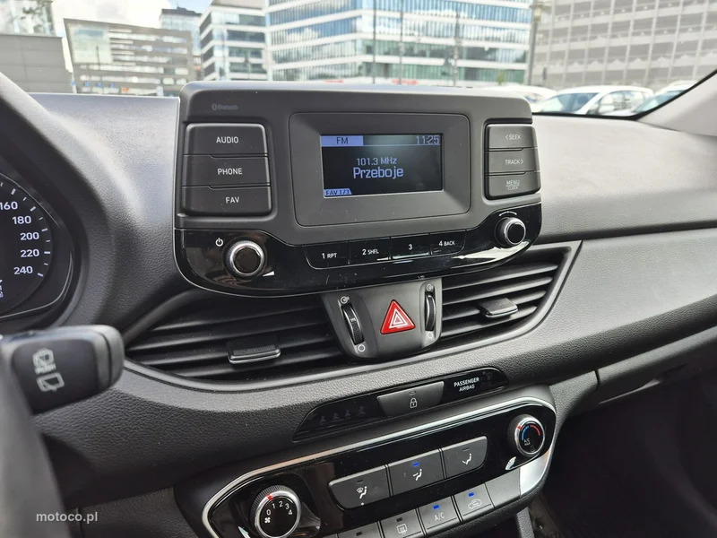 Hyundai i30 28