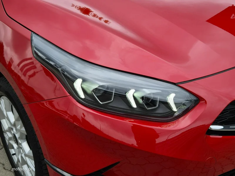 Kia Nowy Ceed 11