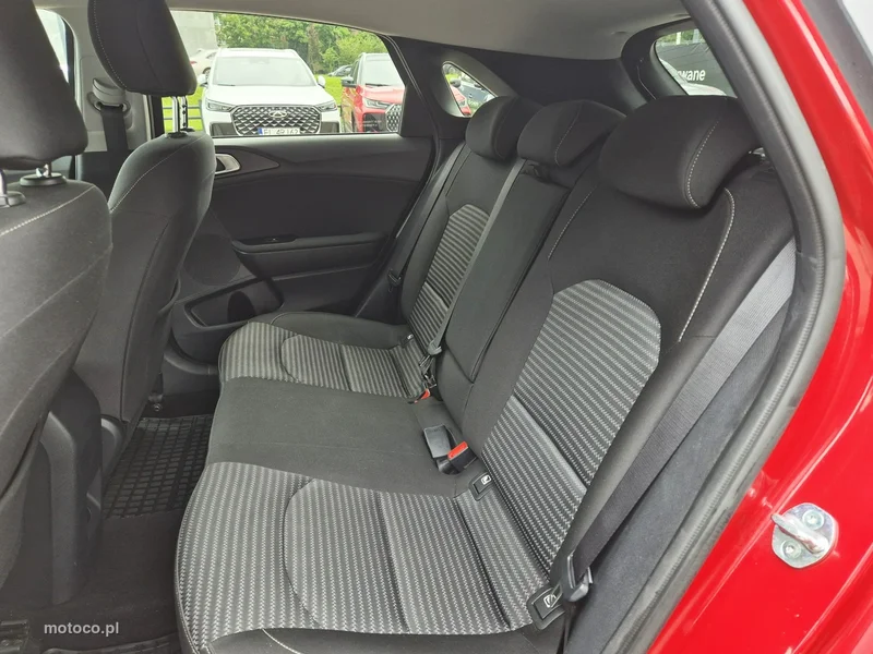 Kia Nowy Ceed 18
