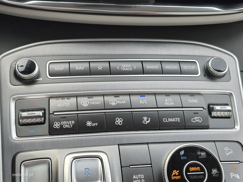 Hyundai SANTA FE 34