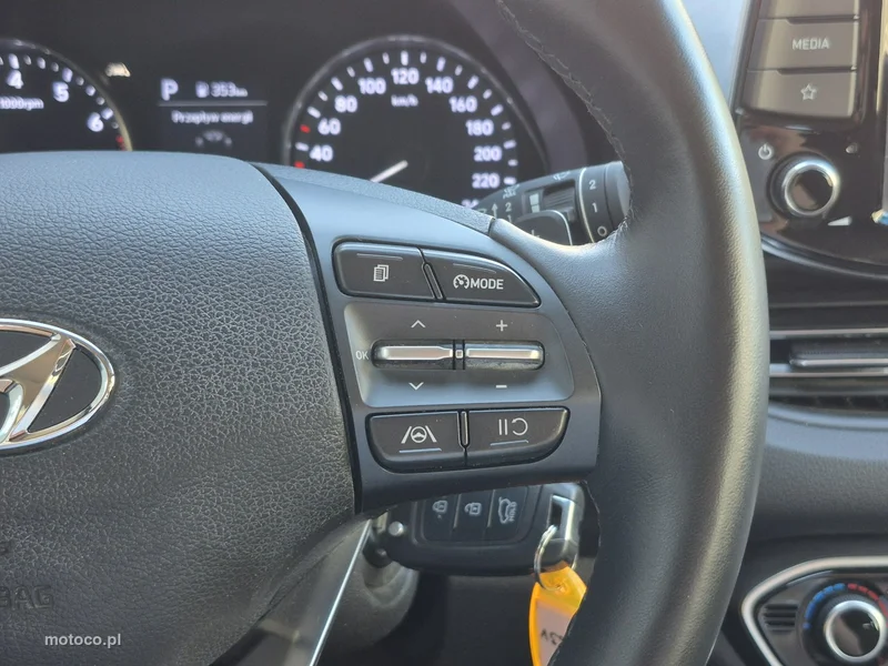 Hyundai i30 20