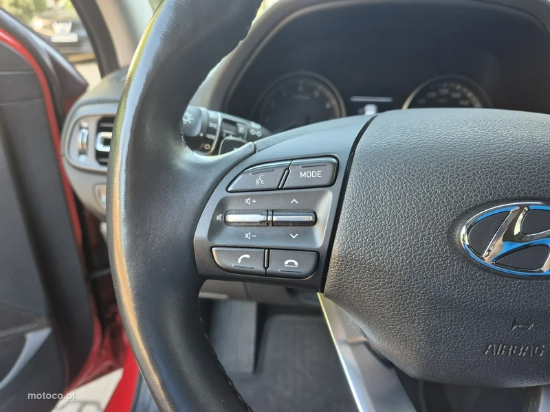 Hyundai i30 25