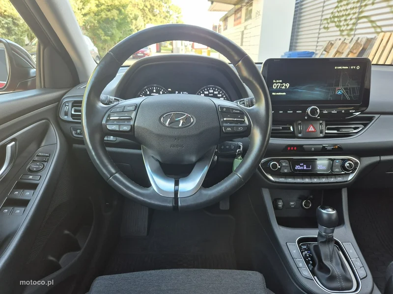 Hyundai i30 37