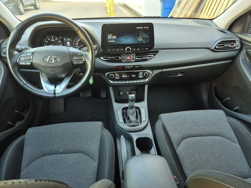 Hyundai i30 38