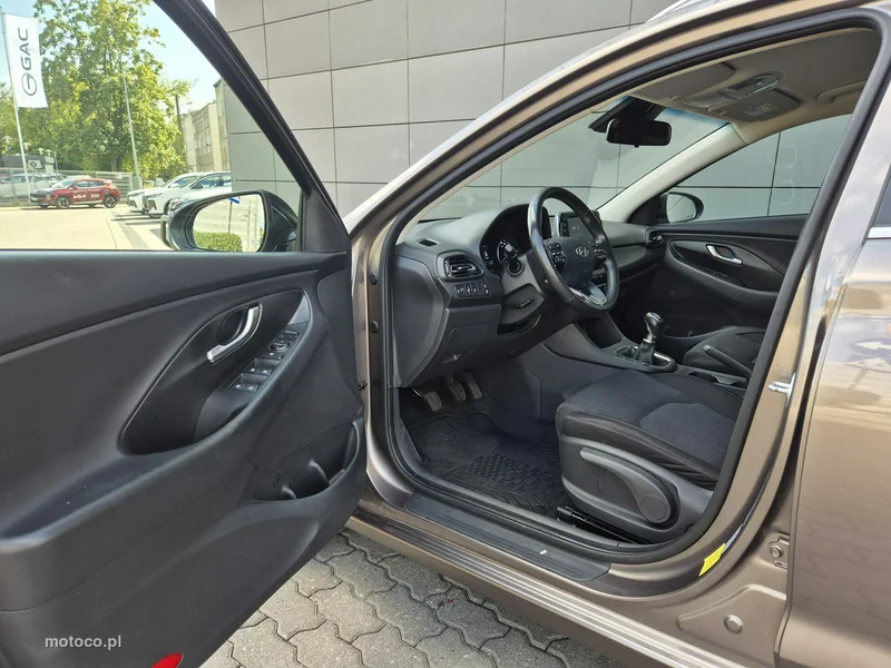 Hyundai i30 16