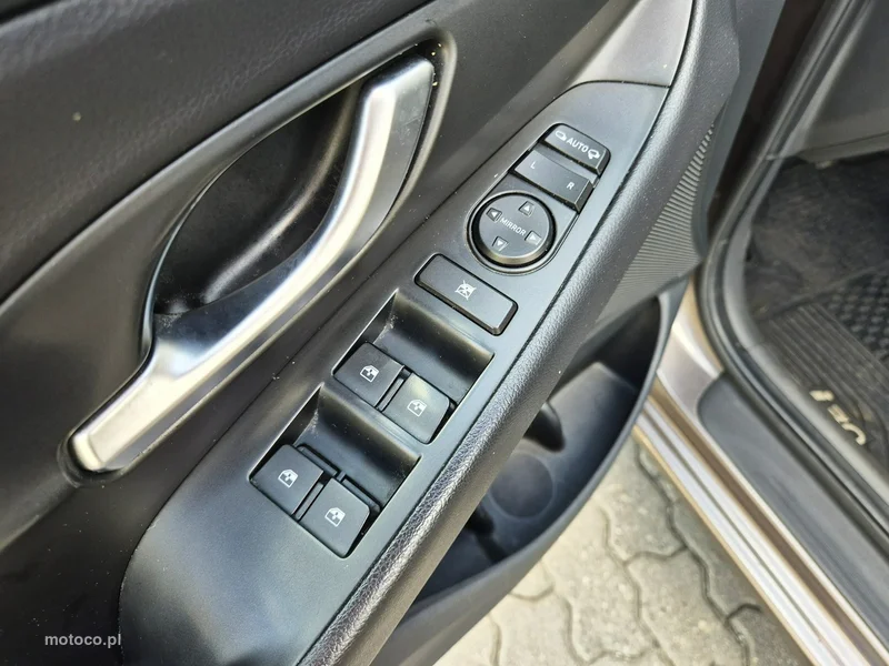 Hyundai i30 17