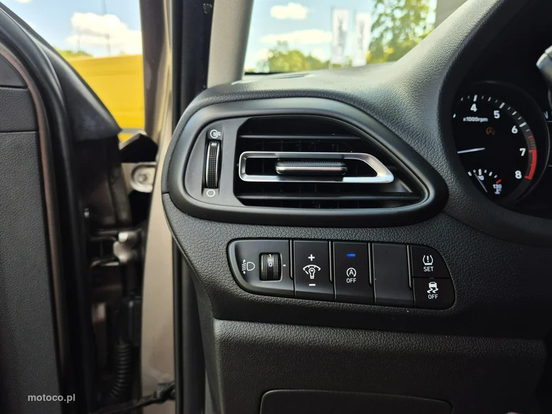 Hyundai i30 18