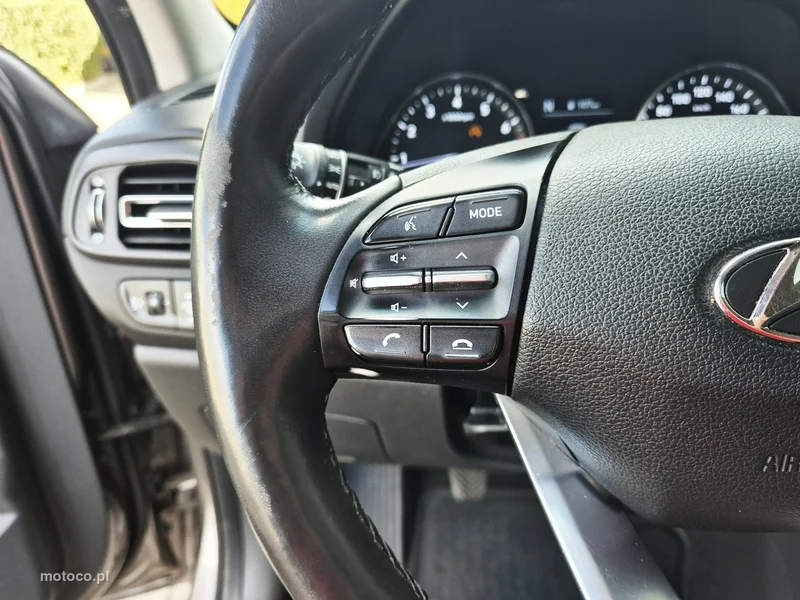 Hyundai i30 19