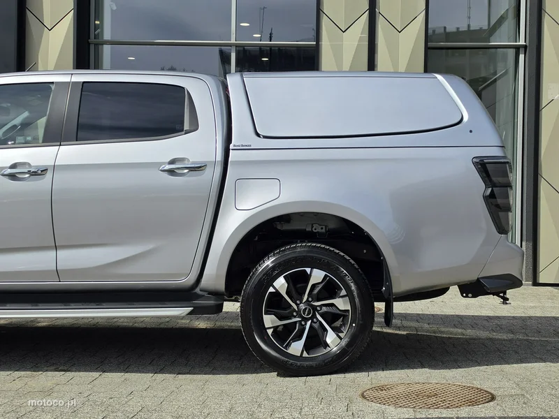 Isuzu D-Max 13
