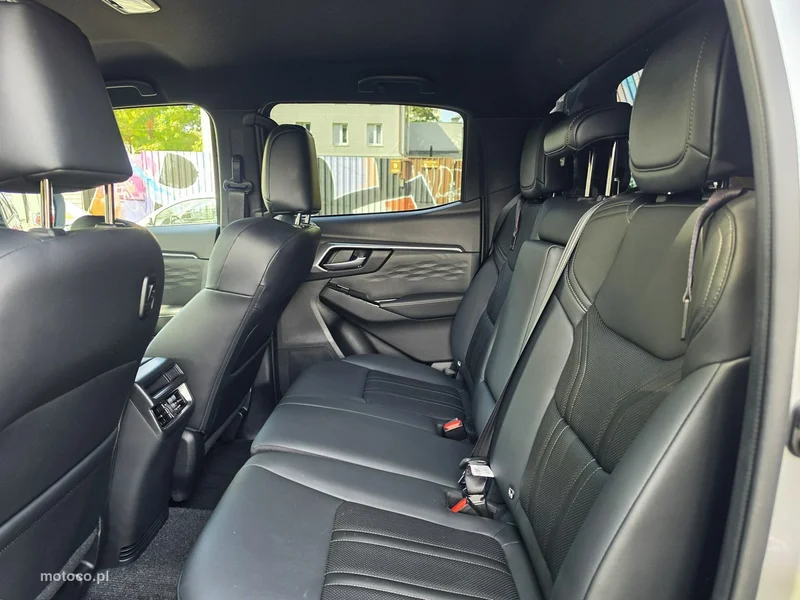 Isuzu D-Max 24