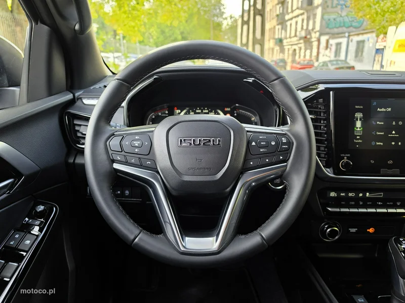 Isuzu D-Max 30