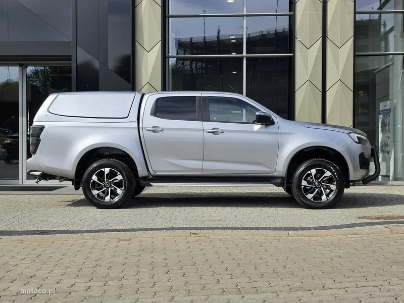 Isuzu D-Max 4
