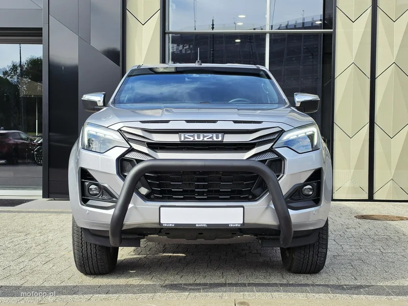 Isuzu D-Max 6
