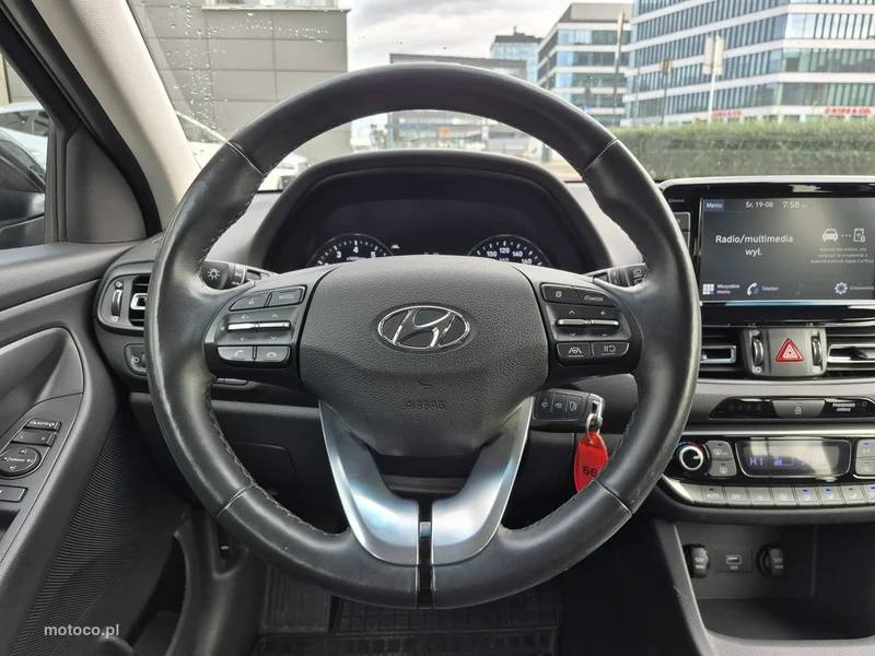 Hyundai i30 16