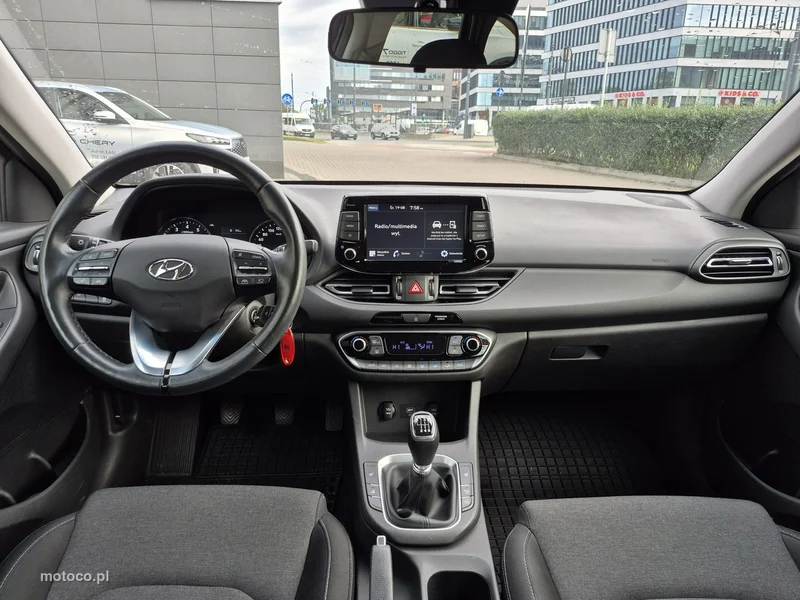 Hyundai i30 19
