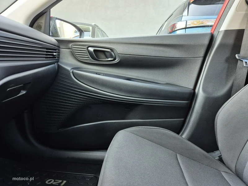 Hyundai i20 30
