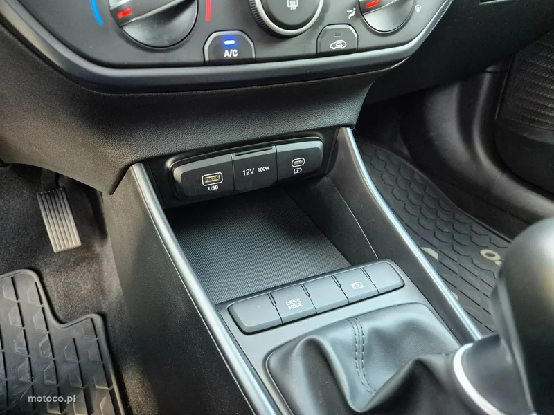 Hyundai i20 34