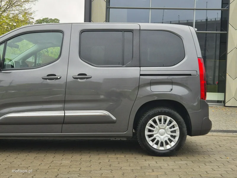 Toyota Proace City Verso 10