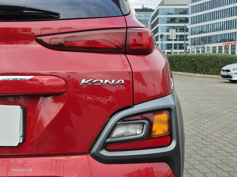 Hyundai KONA 16