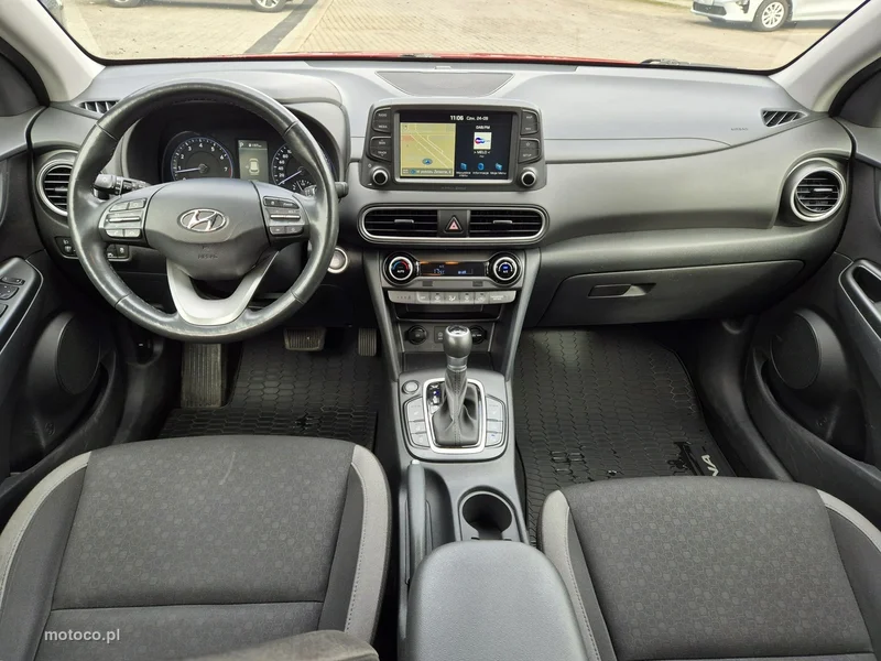 Hyundai KONA 27