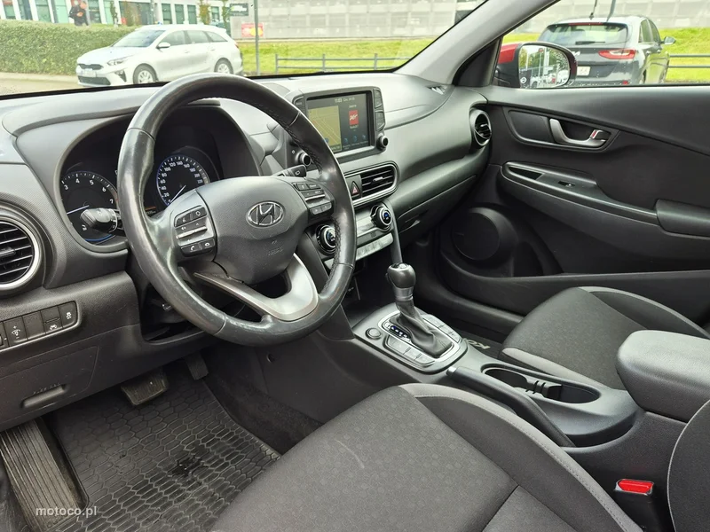 Hyundai KONA 9