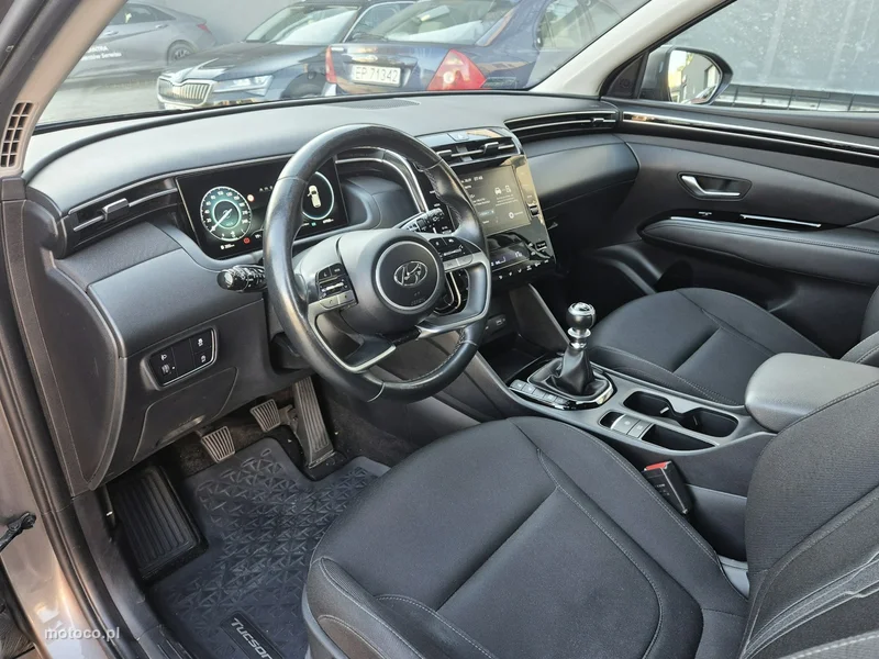Hyundai TUCSON 16