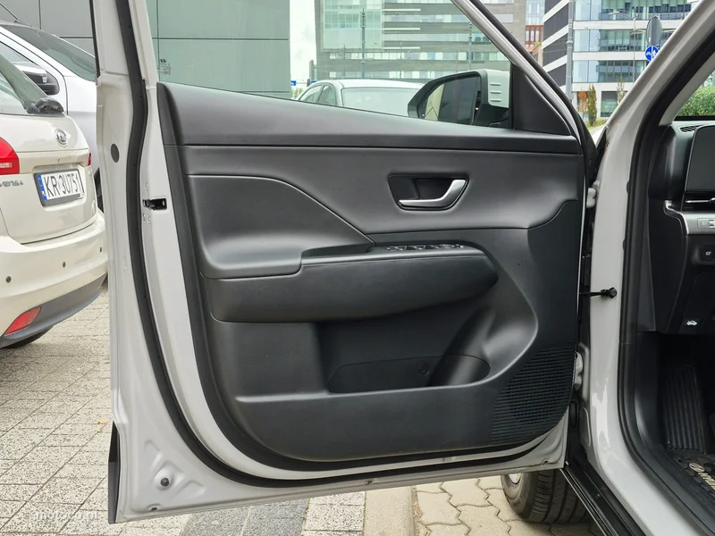 Hyundai KONA 18