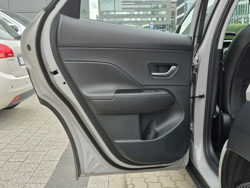 Hyundai KONA 23