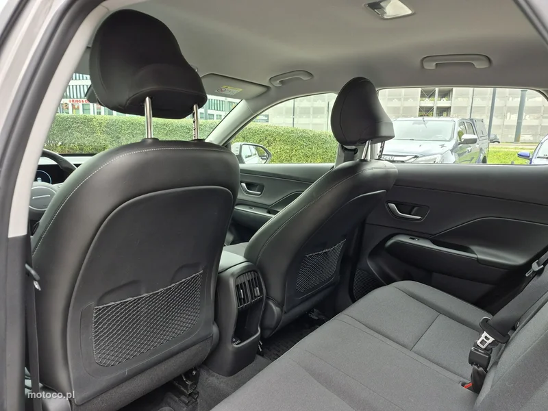 Hyundai KONA 24