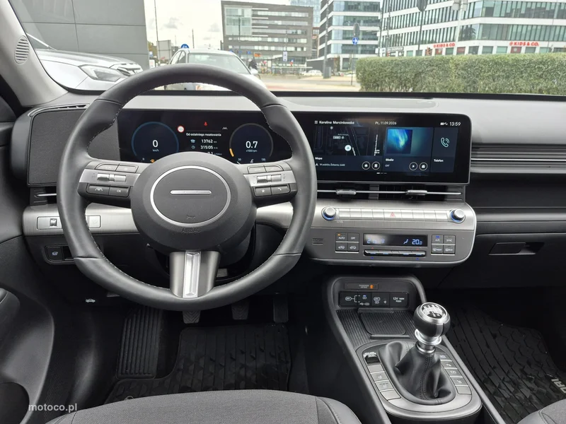 Hyundai KONA 28
