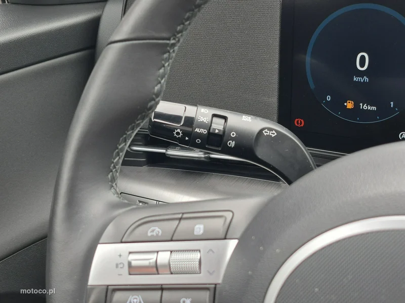 Hyundai KONA 32