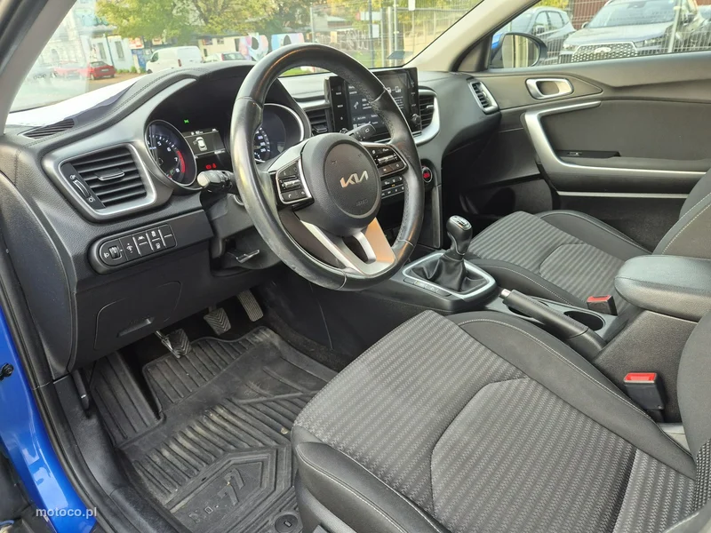 Kia XCeed 9