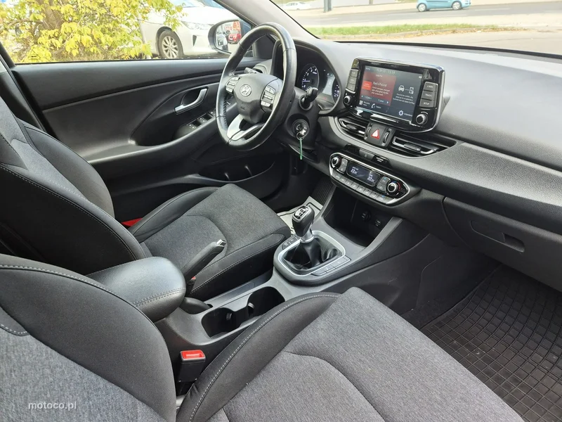 Hyundai i30 23