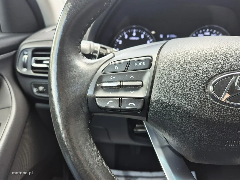 Hyundai i30 27
