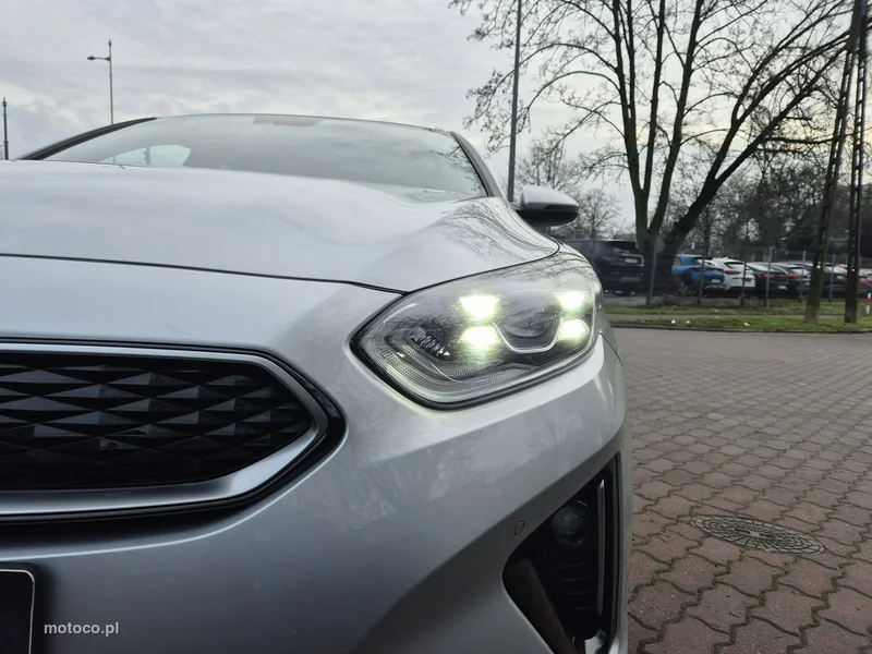 Kia Nowy Ceed 21