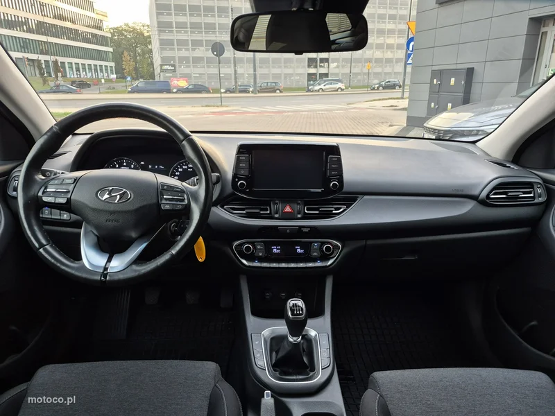 Hyundai i30 19