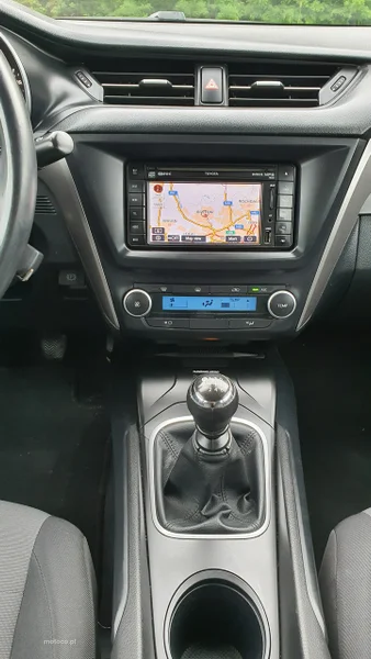 Toyota Avensis T27 22