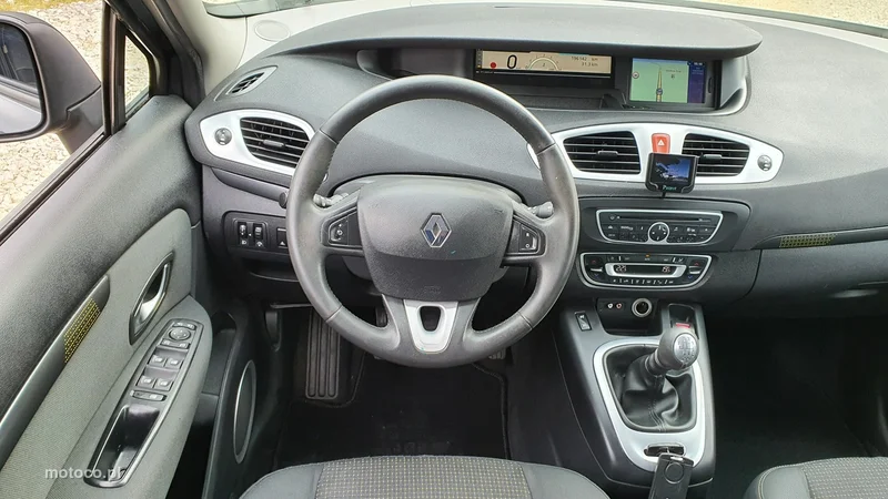 Renault Scenic III 16