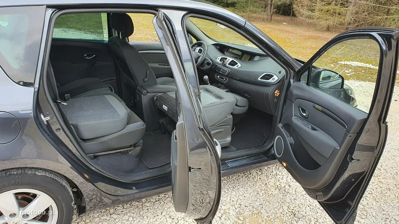 Renault Scenic III 29