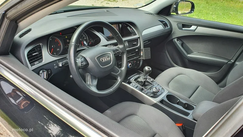 Audi A4 B8 11