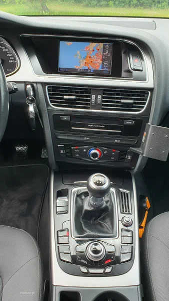 Audi A4 B8 22