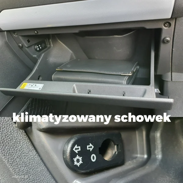 Opel Zafira B 27