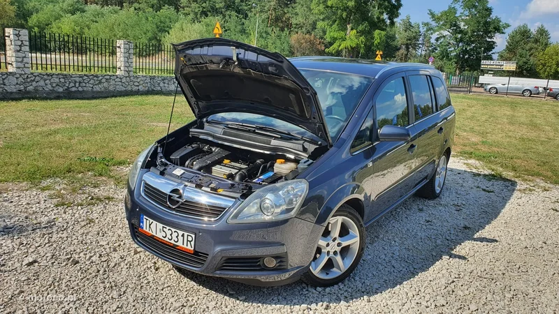 Opel Zafira B 31
