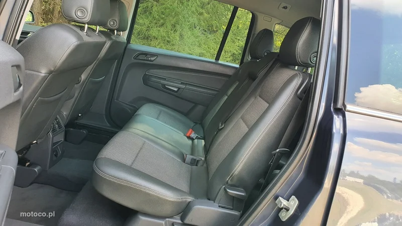 Opel Zafira B 7