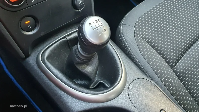 Nissan Qashqai 24