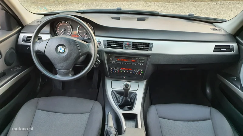 BMW Seria 3 E90 320 5