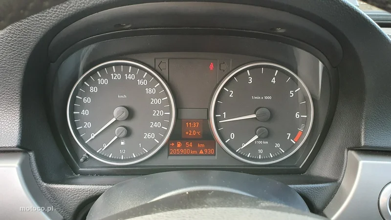BMW Seria 3 E90 320 17